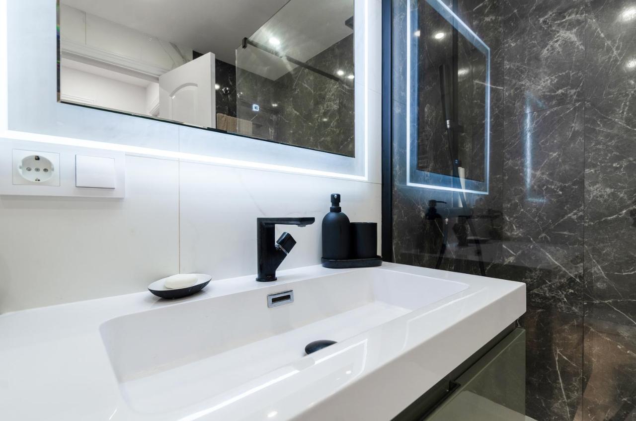 Luxury Blue Coast Seaside Retreat Marbella Apartman Kültér fotó
